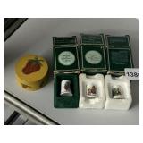 PORCELAIN CHRISTMAS THIMBLE COLLECTION - QTY 3