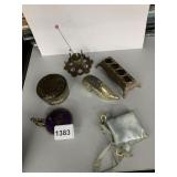 ASSORTED VINTAGE BRASS SEWING ACCESSORIES -
