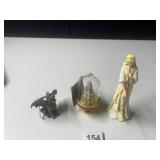 RESIN ORNAMENTS DRAGON, TREE UNDER DOME NEEDS