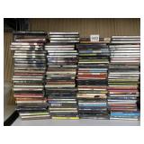 LARGE COLLECTION OF MUSIC CDS -
