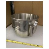 STAINLESS STEEL MIXING BOWL - HANDLE IN KOREA,