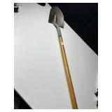 SPADE SHOVEL