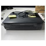 MAGNAVOX VCR MODEL VRU362AT21 WITH REMOTE