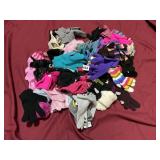 LOTS OF WOMEN'S GLOVES, MANY NEW WITH TAGS