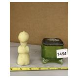 VASELINE GLASS FIGURINE & JADE-GREEN DECORATIVE
