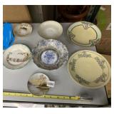 ASSORTED PORCELAIN & POTTERY PLATES AND BOWLS -