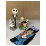 COLLECTIBLE FIGURINES: NIGHTMARE BEFORE CHRISTMAS