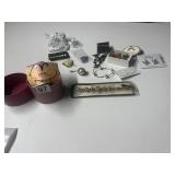 COSTUME JEWELRY PIERCED EARRINGS, BRACELETS,