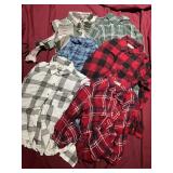 MOSTLY HOLLISTER WOMEN'S SIZE M FLANNELS