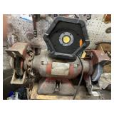 BENCH GRINDER WITH LIGHT
