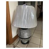 TABLE LAMP - ORNATE RELIEF GLASS BASE W/ CREAM