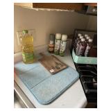 KITCHEN & PANTRY ITEMS - CANOLA OIL, OLIVE OIL