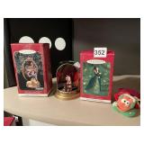 HALLMARK KEEPSAKE ORNAMENTS - WALT DISNEY SNOW