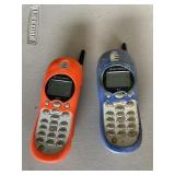 MOTOROLA VTG V SERIES CELL PHONES.