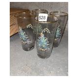 CHRISTMAS TREE DRINKING GLASSES - GOLD TRIM,