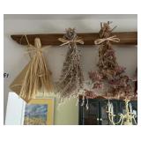 HANGING DRIED FLOWERS OVER DOOR SWAG