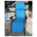 BLUE ZERO GRAVITY LOUNGE CHAIR.