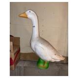 PLASTIC LAWN GOOSE