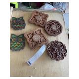 WOOD TRIVETS, METAL OWL DECOR.