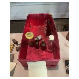 VINTAGE APOTHECARY BOTTLES & CONTAINERS - GLASS