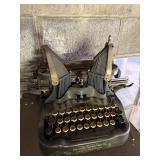 OLIVER TYPEWRITER CO. NO. 9 - CHICAGO USA