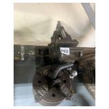 MACHINIST VICE WITH X-Y ADJUST AND 4-JAW LATHE