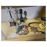 VINTAGE MODEL TRAIN ACCESSORIES - CROSSING