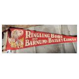 RINGLING BROS AND BARNUM & BAILEY CIRCUS - RED