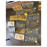 VINTAGE LICENSE PLATES - APPROX 16 1964 AND OTHER