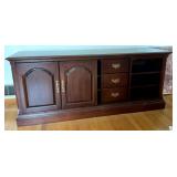 CHERRY WOOD SLIDING DOOR SIDEBOARD
