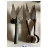 VINTAGE SHEEP SHEARS