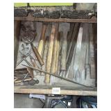 VINTAGE WOODWORKING HAND TOOLS - CAST IRON SCREW