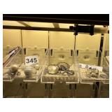 VTG JEWELRY LOT W/ PINS PENDANTS