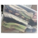 STERLITE CLEARVIEW STORAGE TOTE 66 QT W/ FABRIC