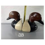 PR PAINTED DUCK BOOKENDS 6.5 IN