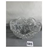 CUT CRYSTAL BOWL APPROX 7 IN