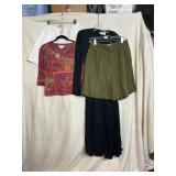 ASSORTED VINTAGE WOMEN'S CLOTHING