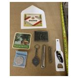 VINTAGE BEER ADVERTISING COLLECTIBLES.