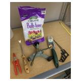 ESPOMA FERTILIZER, RAIN BIRD SPRINKLER, CORONA