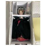 LENOX ELIZABETH CHRISTMAS DOLL.