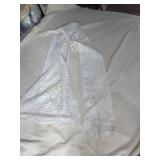 WHITE LACE SHAWL.