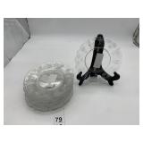 CLEAR GLASS PLATES, STARBURST PATTERN.