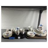 DELECTA WORCESTER CHINA DINNERWARE SEE COUNTS IN