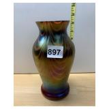 IRIDESCENT ART GLASS VASE.