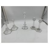 CLEAR GLASS CANDLESTICKS.
