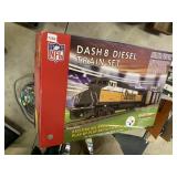 M.T.H. RAILKING NFL PITTSBURGH STEELERS DASH 8