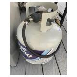 STRELGAS PROPANE TANK, REGULATOR W/ HOSE.