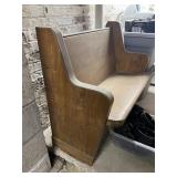 VINTAGE WOODEN CHURCH PEW STYLE BENCH.