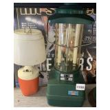 SPORTSMAN FLUORESCENT LANTERN W/ 2 BULBS, VTG