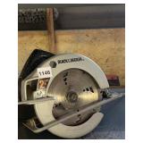 BLACK & DECKER CIRCULAR SAW W/ 2 1/8 HP.